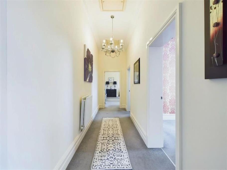 Upmarket Apartment In Ормскирк Экстерьер фото